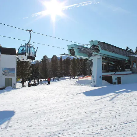 Stadl Chalet 140 *